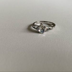 Fragrant Jewels Ring